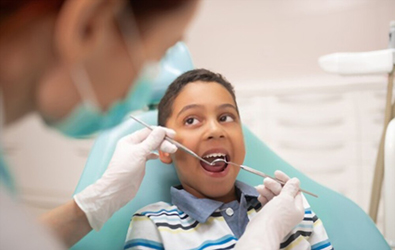 Child go to the dentist